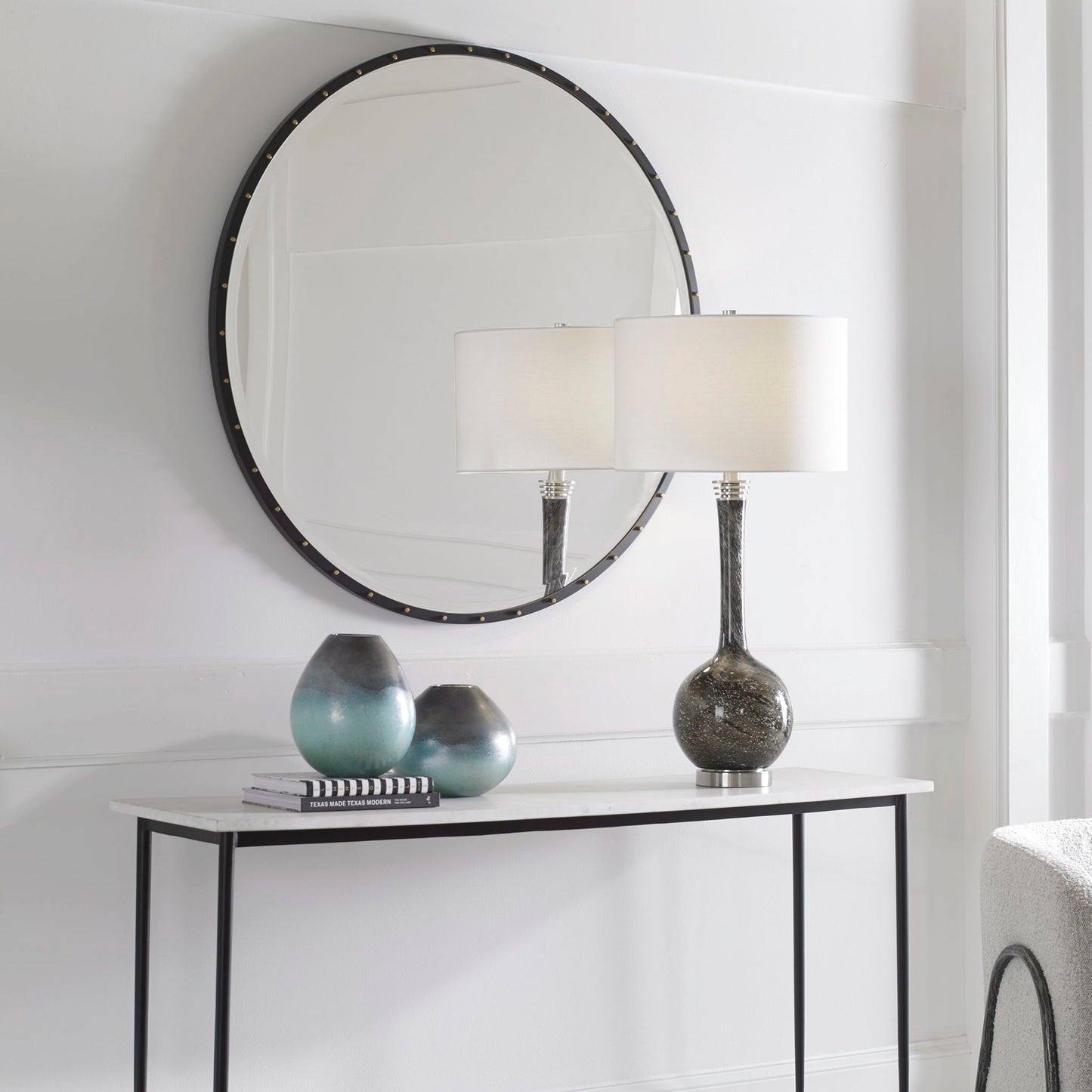Benedo - Round Mirror - Black