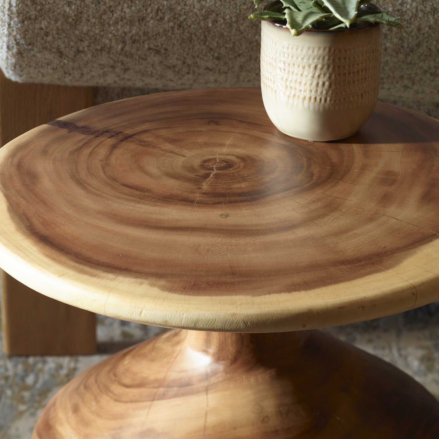 Lynx - Hourglass Accent Table - Dark Brown