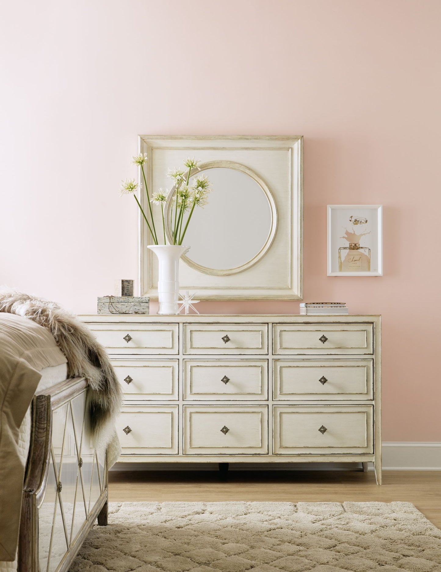 Sanctuary 2 - Anastasie Dresser