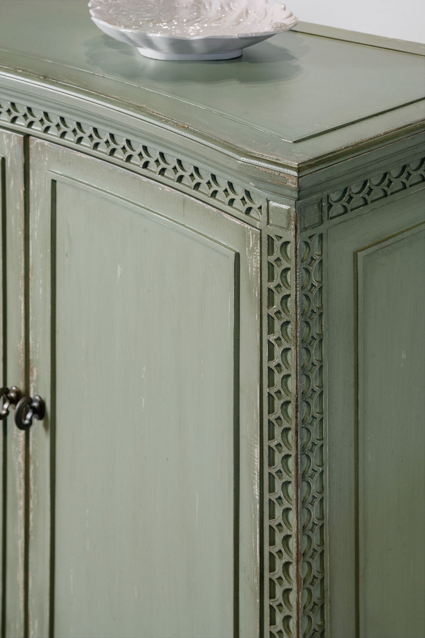 Charleston - Two-Door Accent Chest