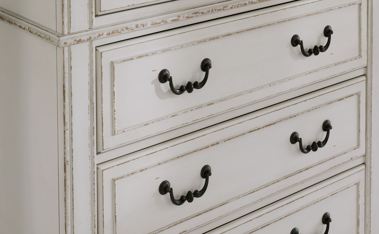 Blendon - Two-tone - Five Drawer Chest