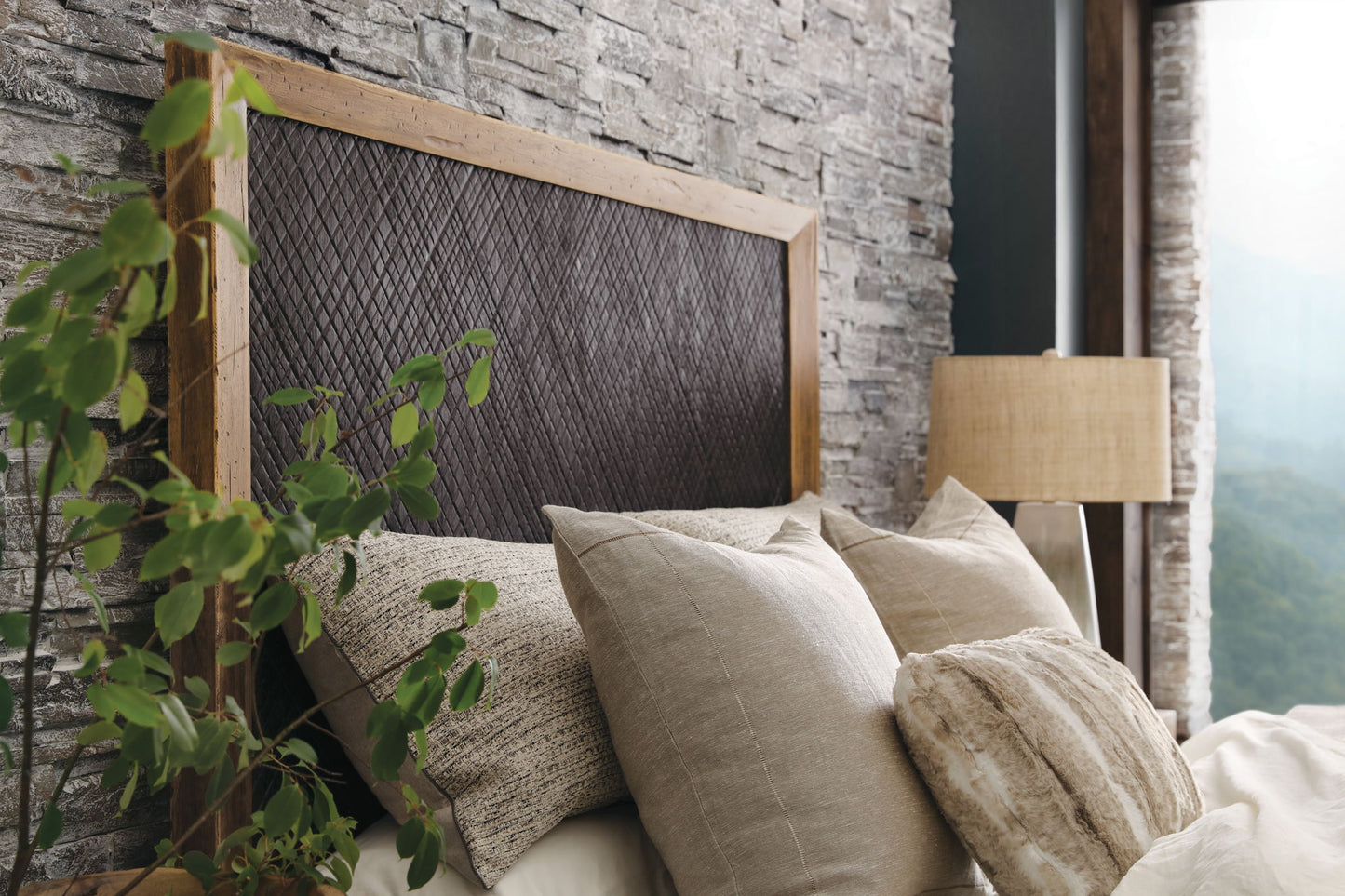 Big Sky - Panel Bed