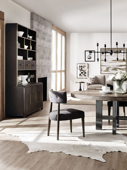 Curata - 72" Round Dining Table