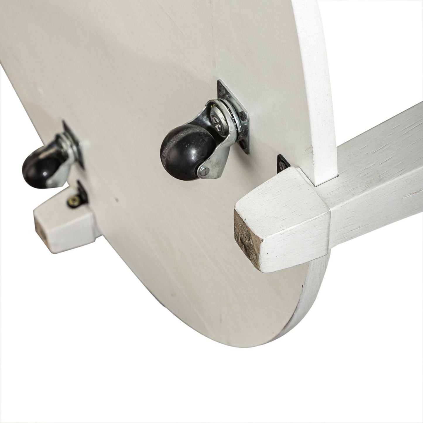 Allyson Park - Round Cocktail Table - White