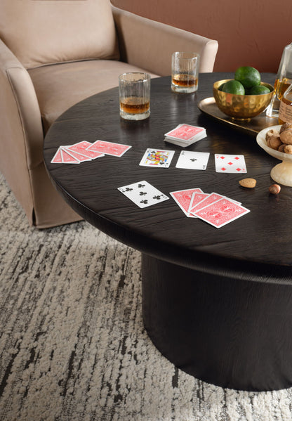 Commerce And Market - Chit Chat Table