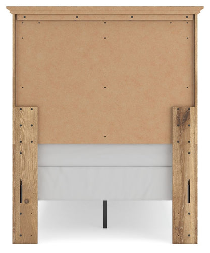 Makidern - Panel Bedroom Set