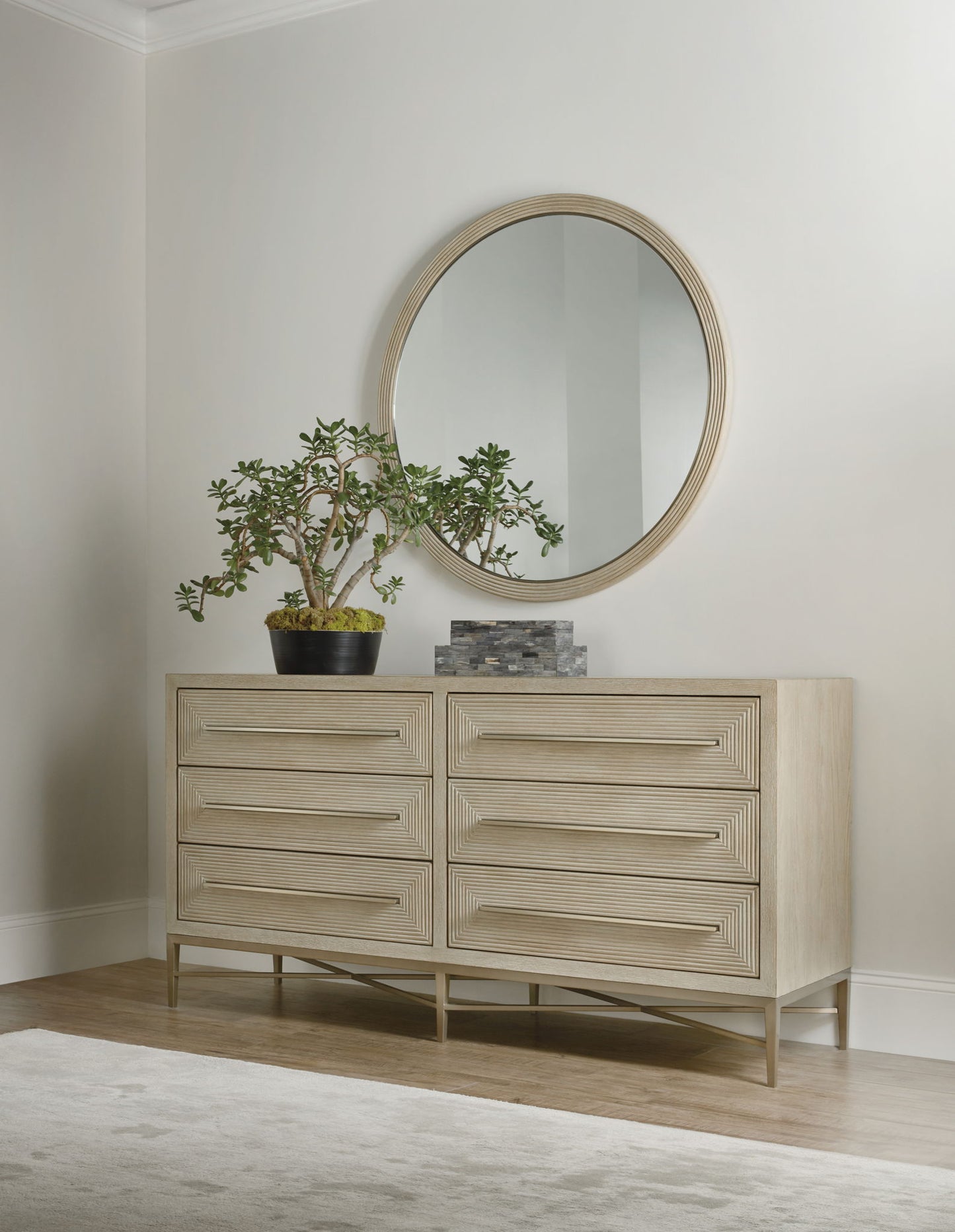 Cascade - Round Mirror
