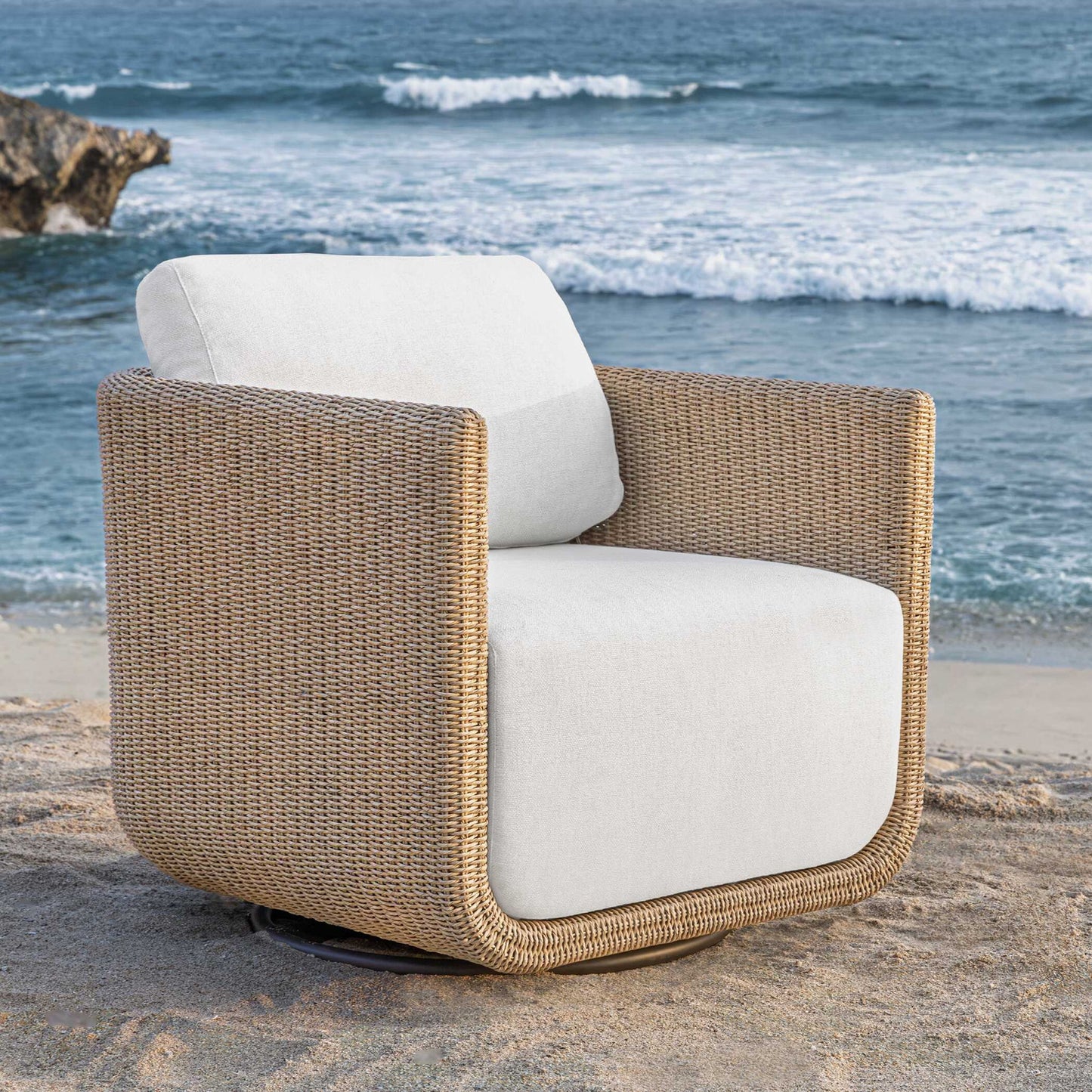 Santorini - Outdoor Swivel Lounge Chair - Brown