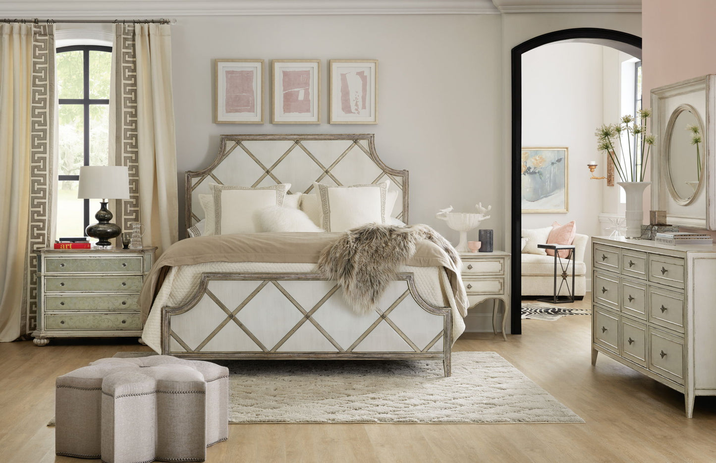 Sanctuary 2 - Diamont King Panel Bed