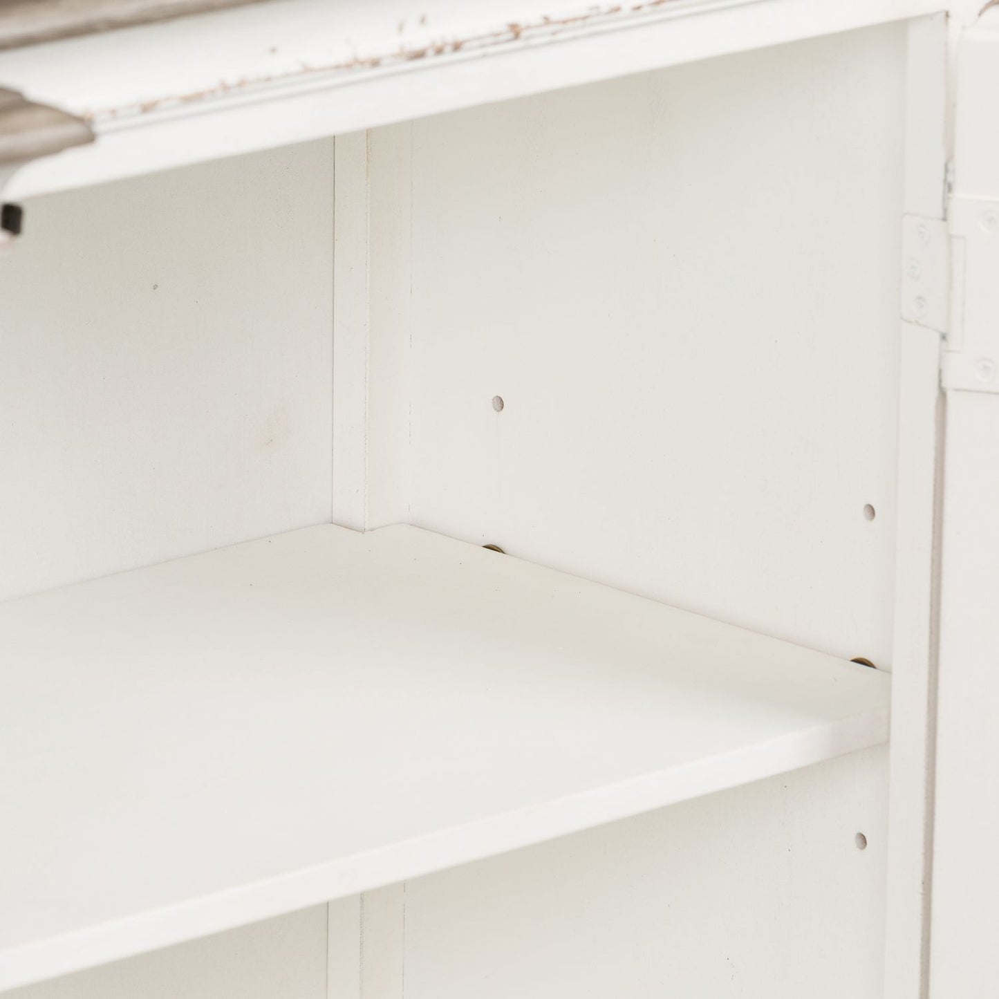 Magnolia Manor - Entertainment Center