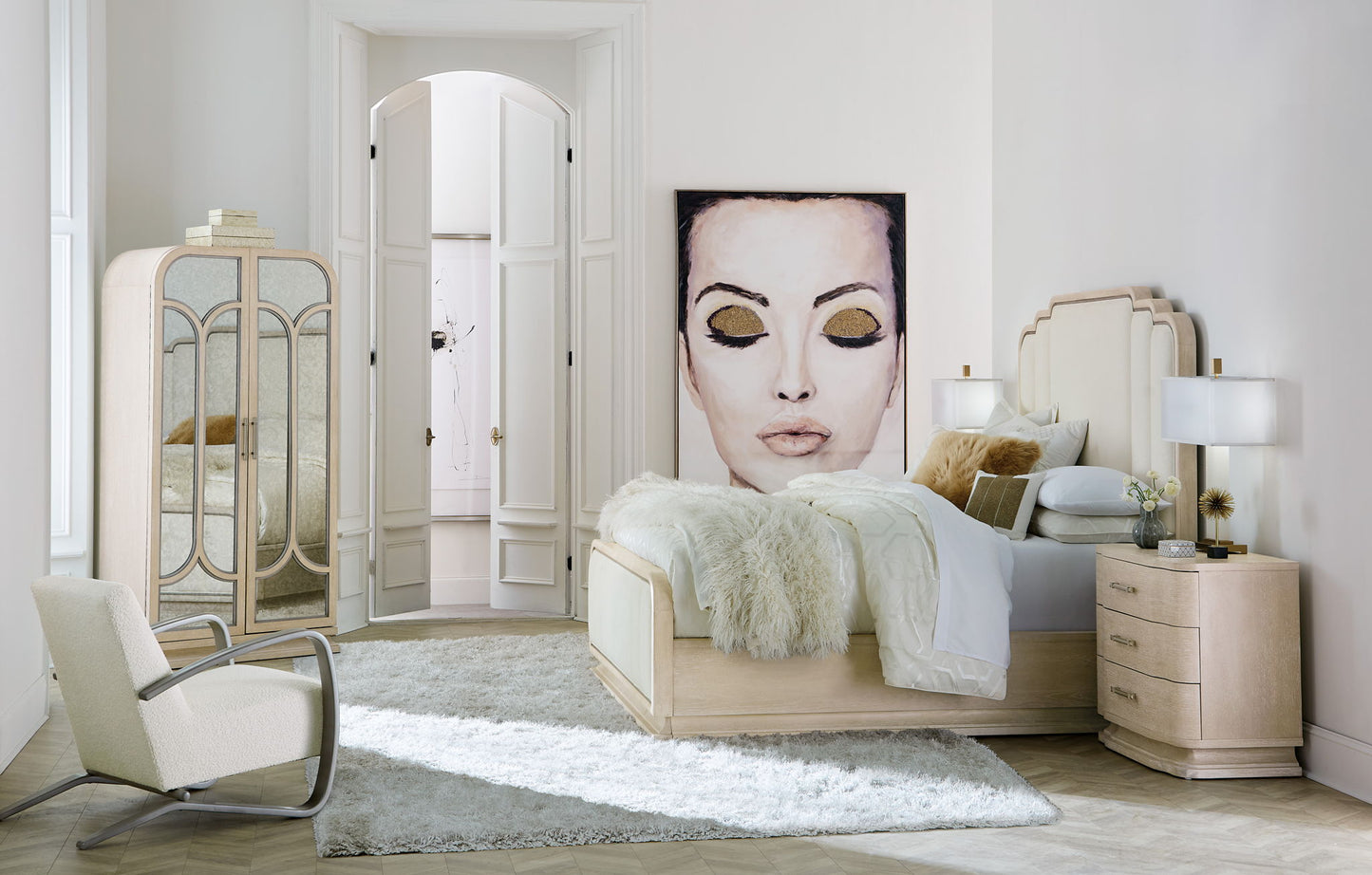 Nouveau Chic - Upholstered Bed