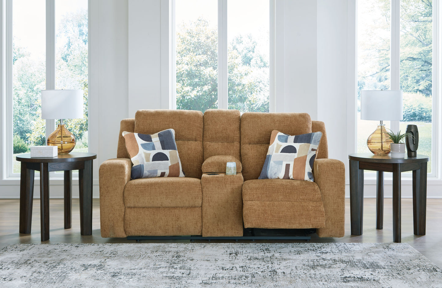 Kanlow - Dbl Reclining Loveseat With Console