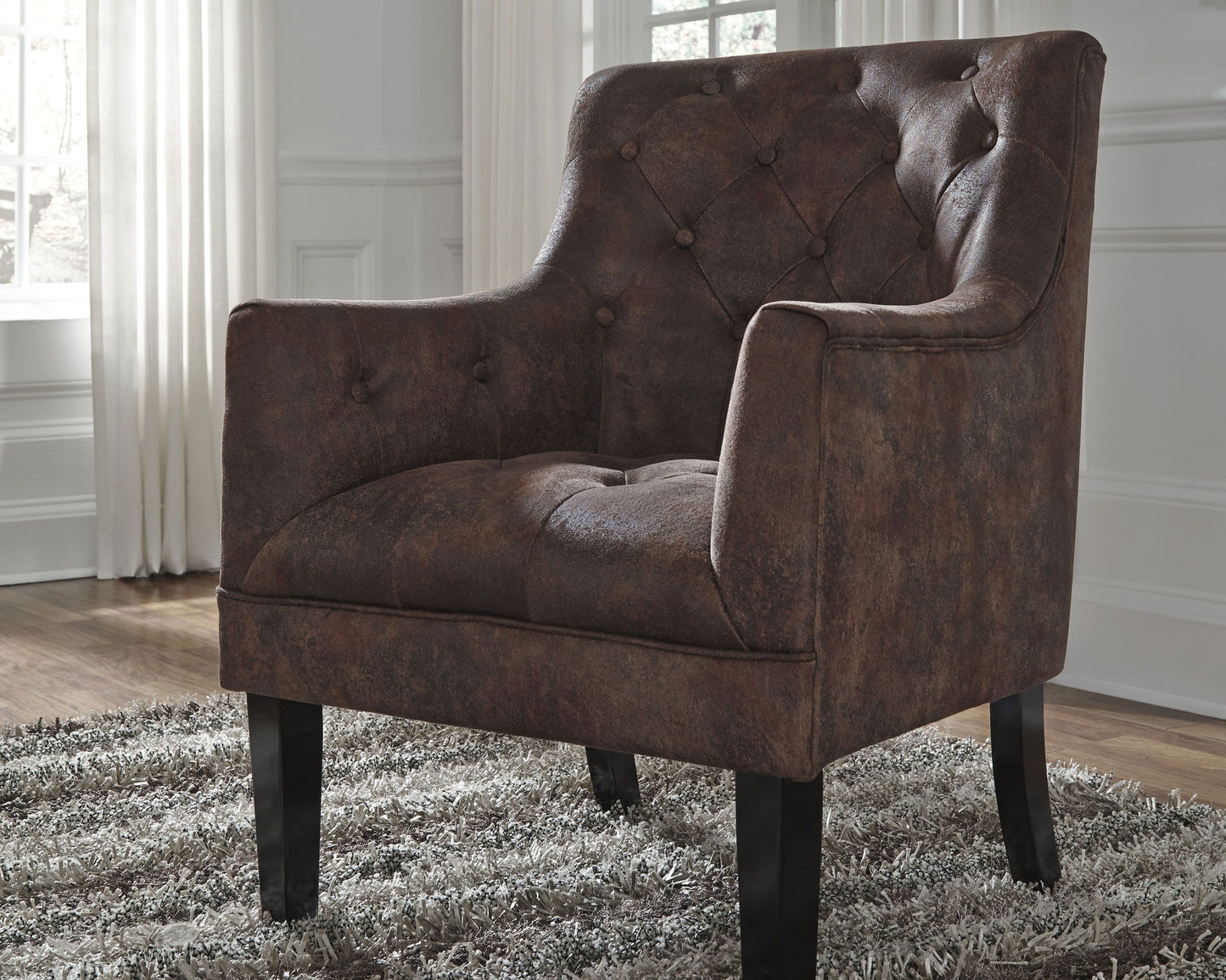 Drakelle - Mahogany - Accent Chair