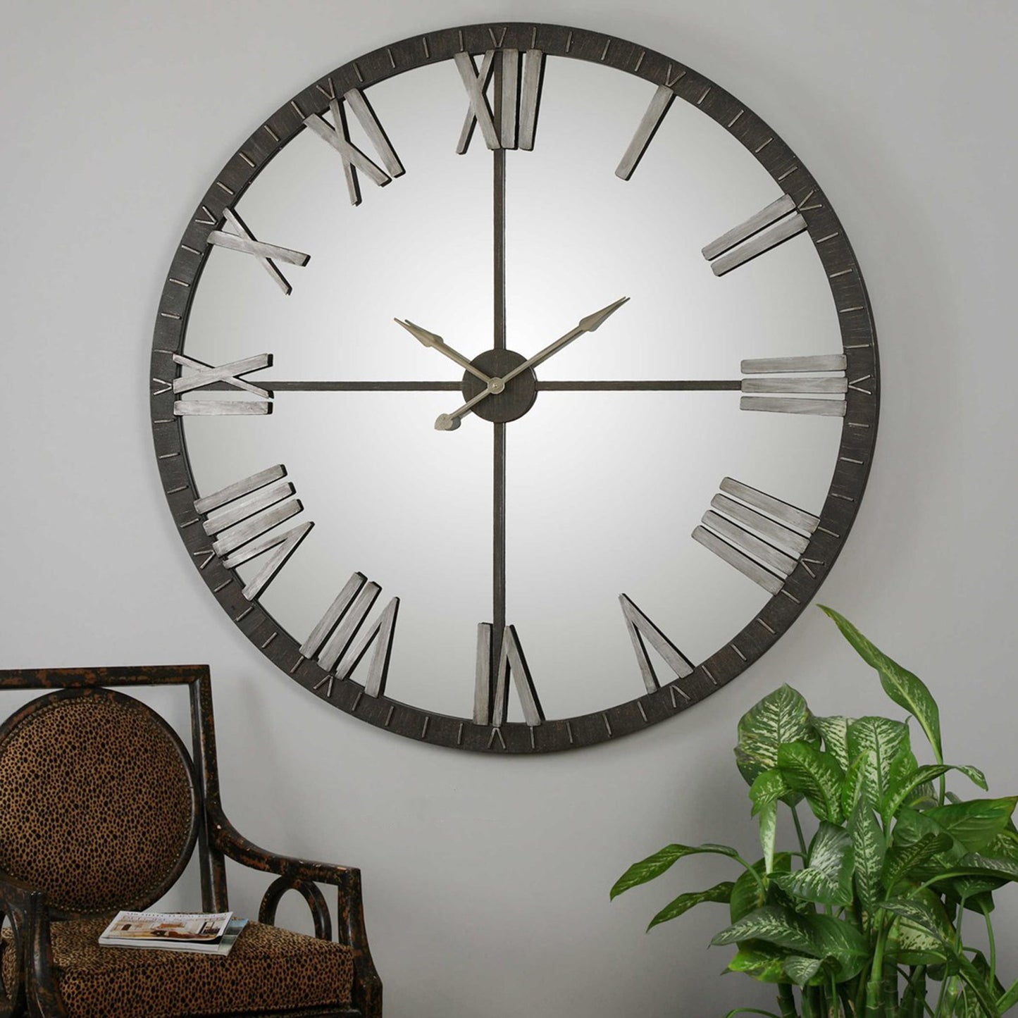 Amelie - Large Wall Clock - Bronze