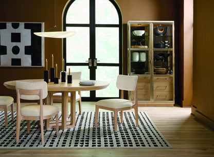 Banyon Bay - Round Dining Table With One 18" Leaf - Light Brown