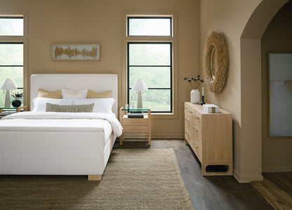 Banyon Bay - Dresser