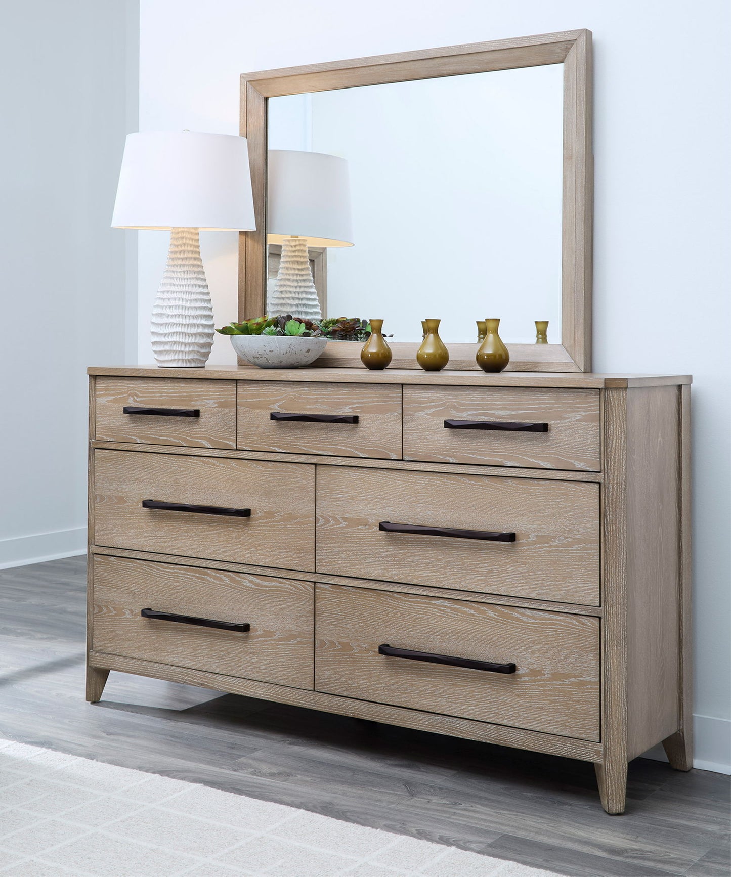 Breckenridge - Dresser