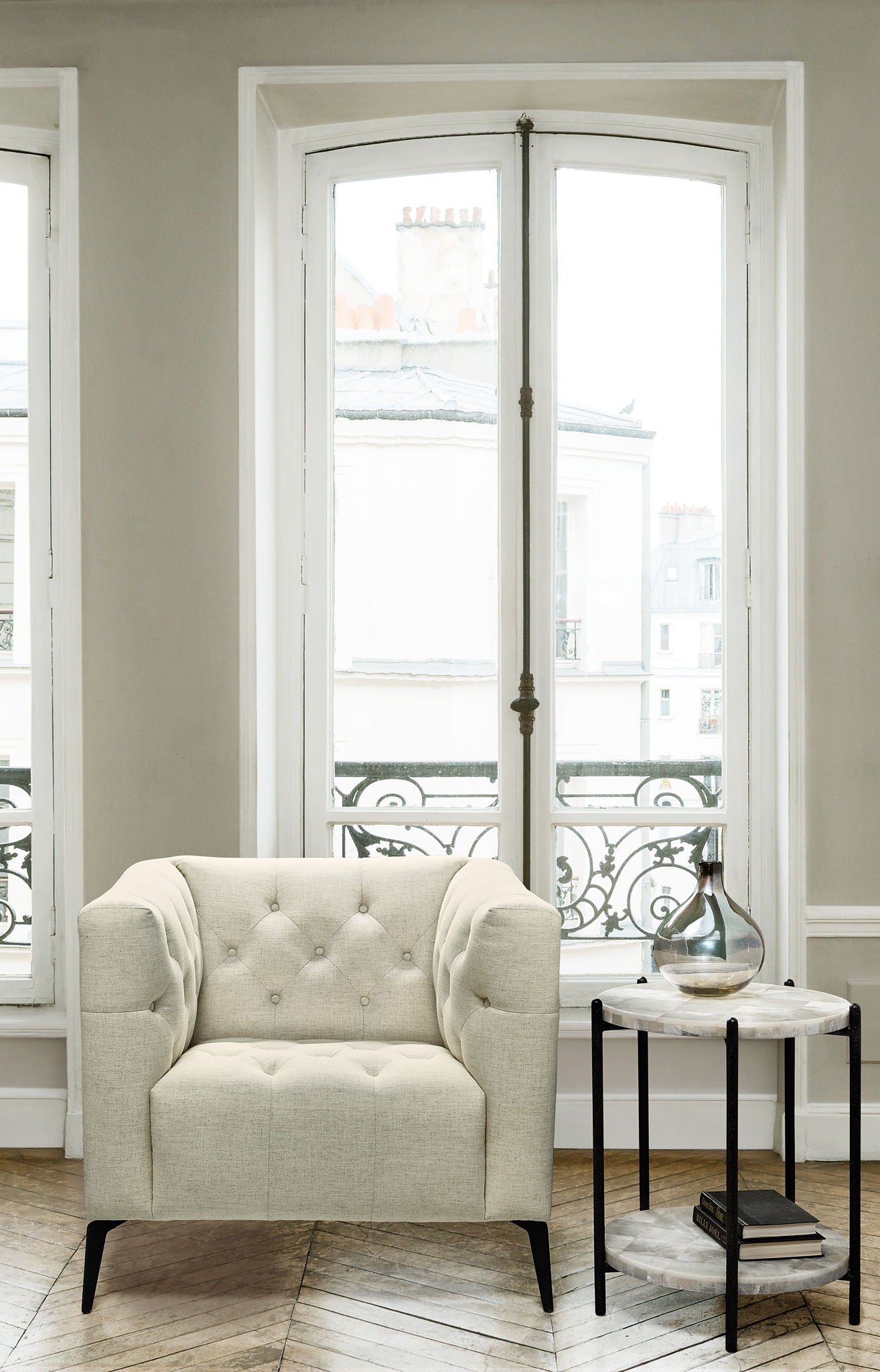 SS - Nicolla Stationary Chair