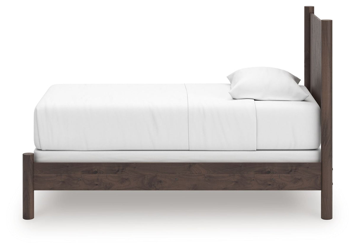 Pamytta - Panel Bedroom Set
