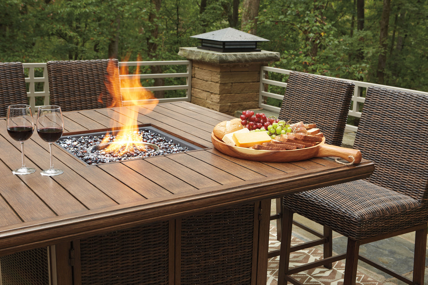 Paradise Trail - Outdoor Fire Pit Table Set