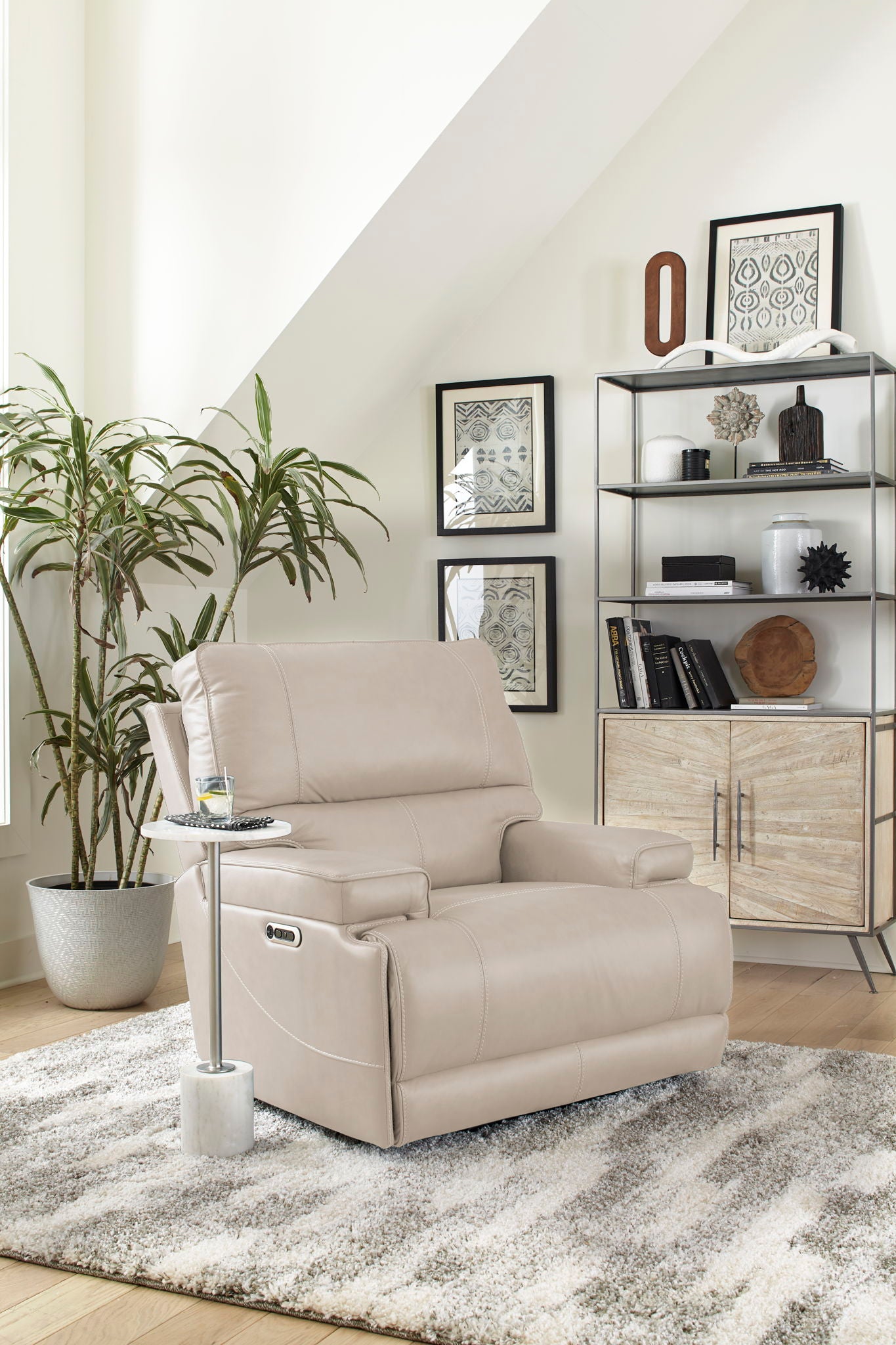 Whitman - Powered By Freemotion Cordless Power Recliner (Set of 2)