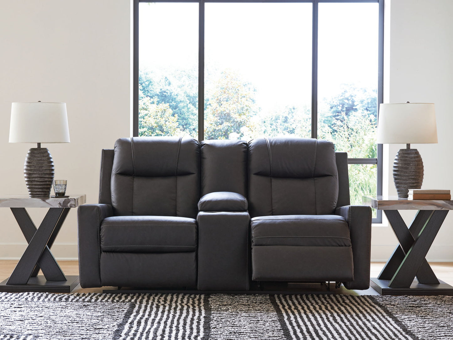 Mackmenville - Double Reclining Loveseat With Console