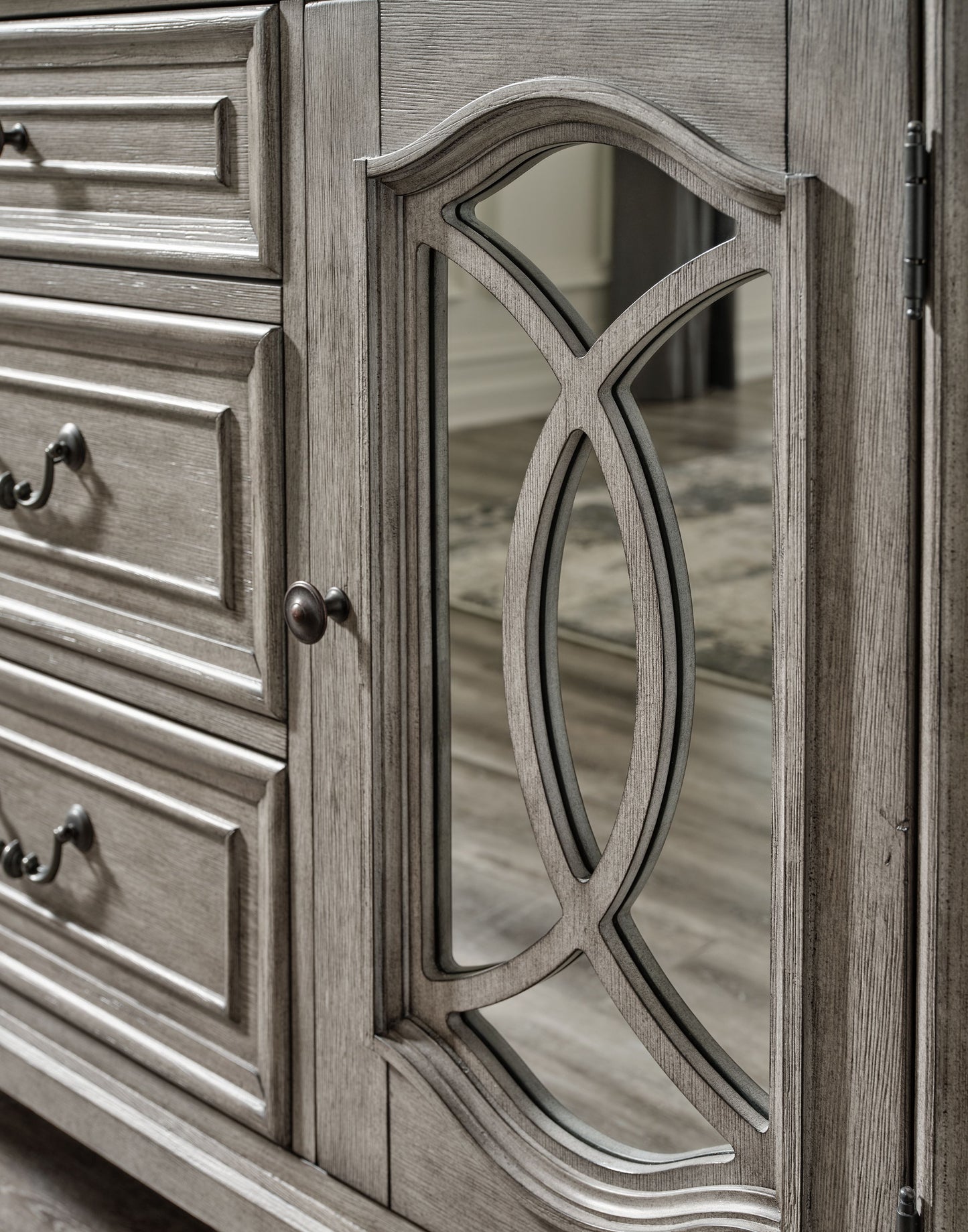 Lodenbay - Antique Gray - Dining Room Server