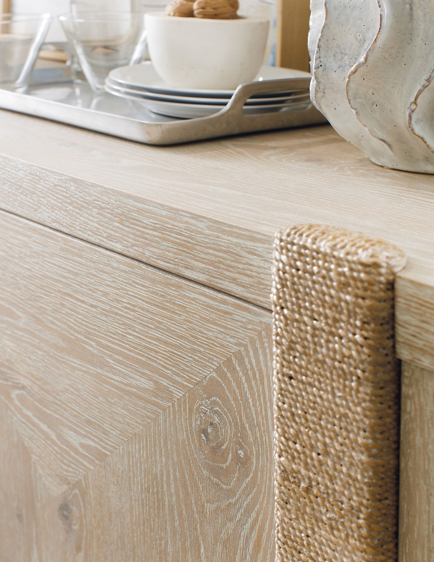 Commerce And Market - Seaside Buffet - Beige