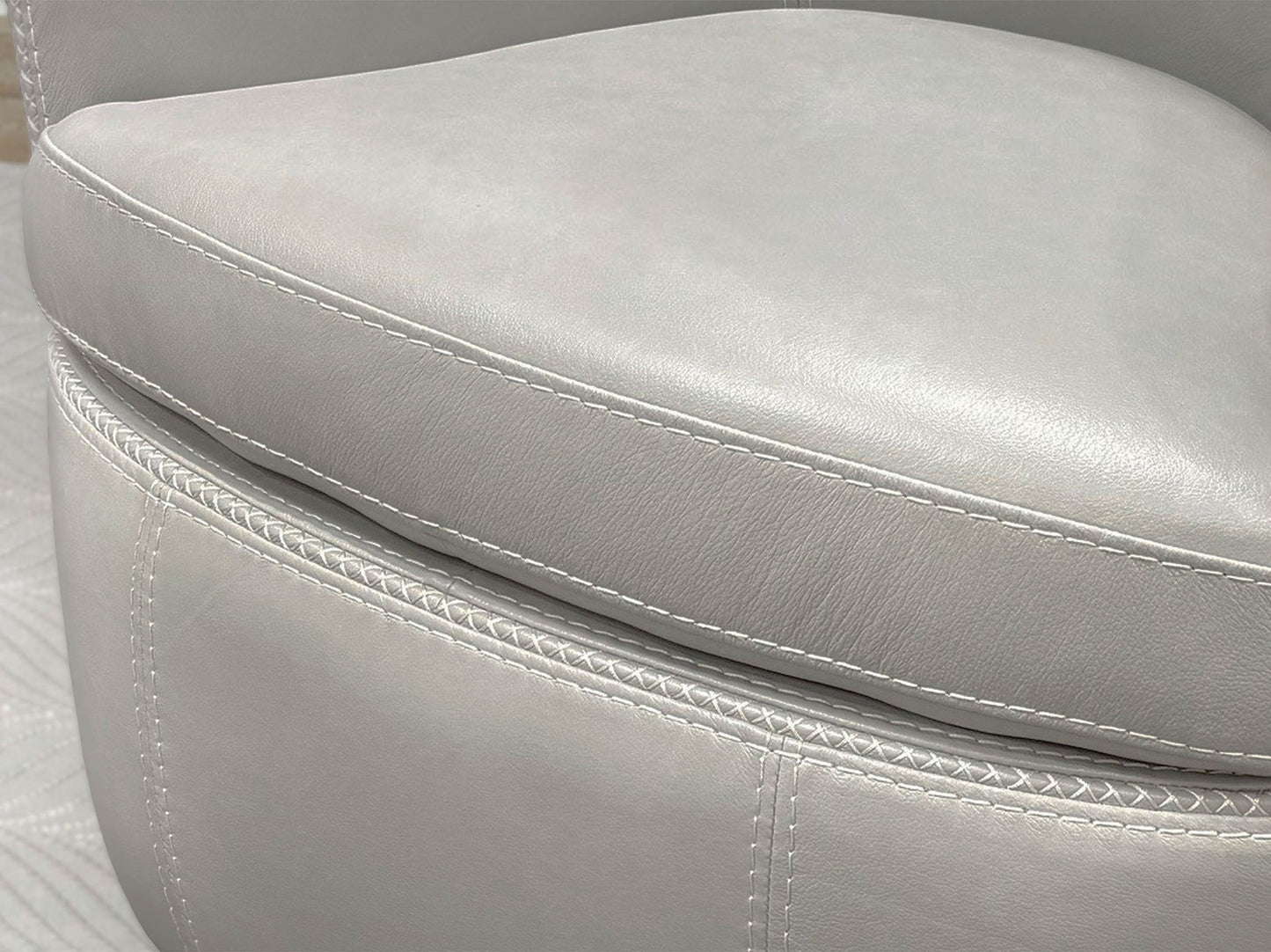 Barolo - 100% Italian Leather Swivel Club Chair (Set of 2)