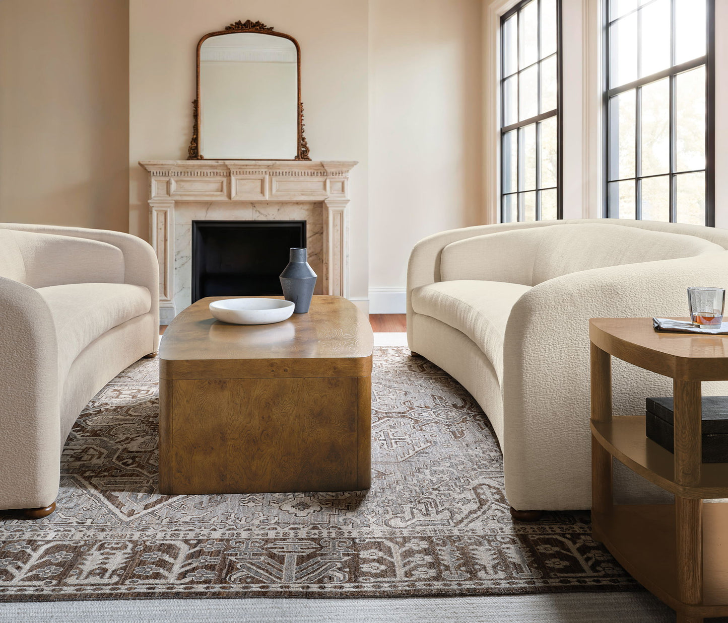 SS - Valentina Stationary Sofa