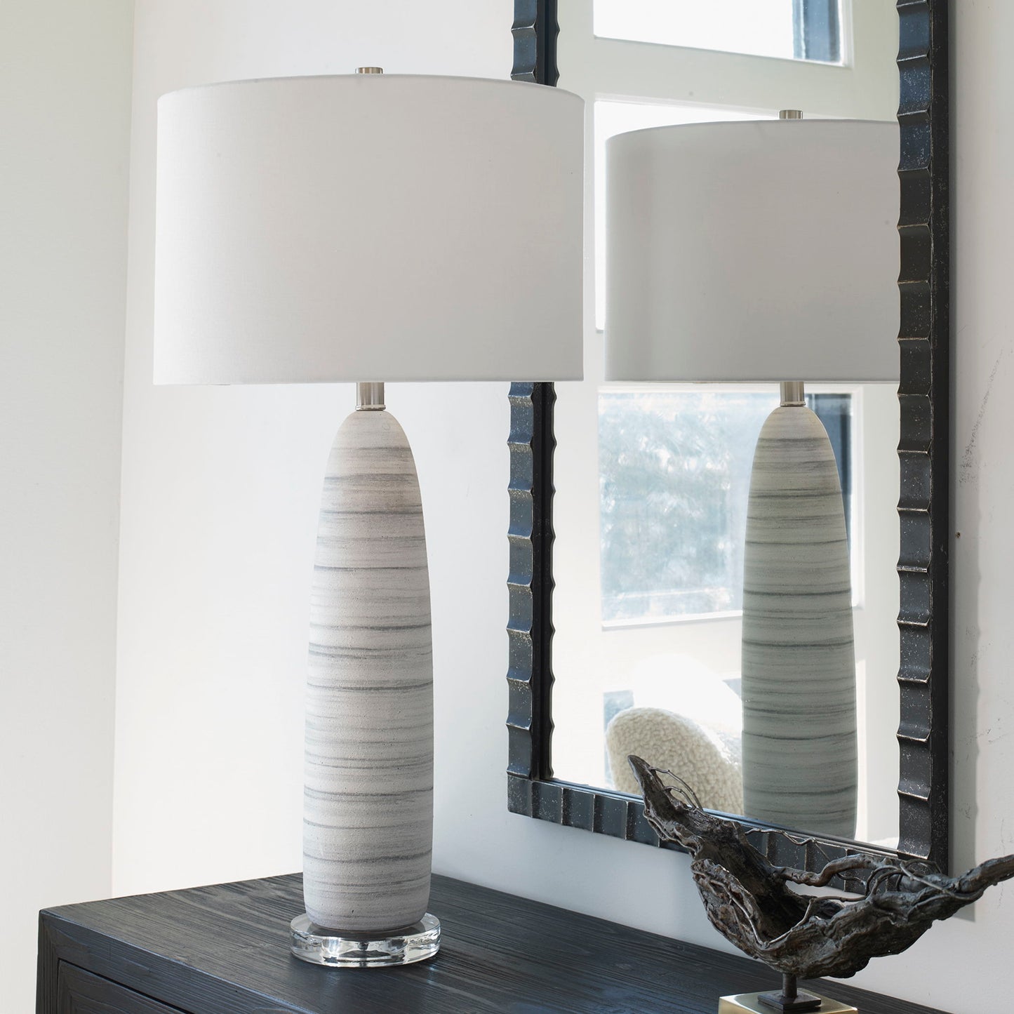 Levadia - Matte Table Lamp - White