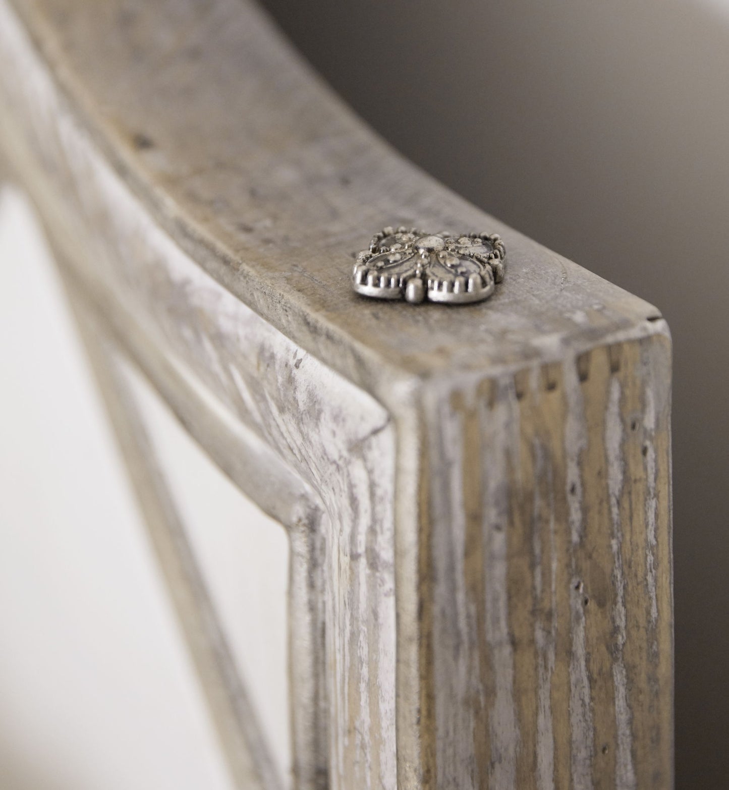 Sanctuary 2 - Diamont King Panel Bed