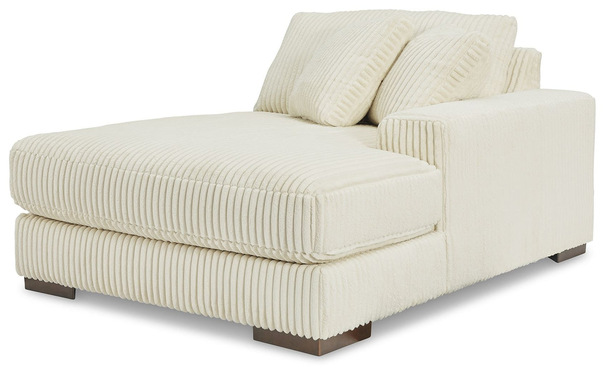 Lindyn - 4 Piece Sectional
