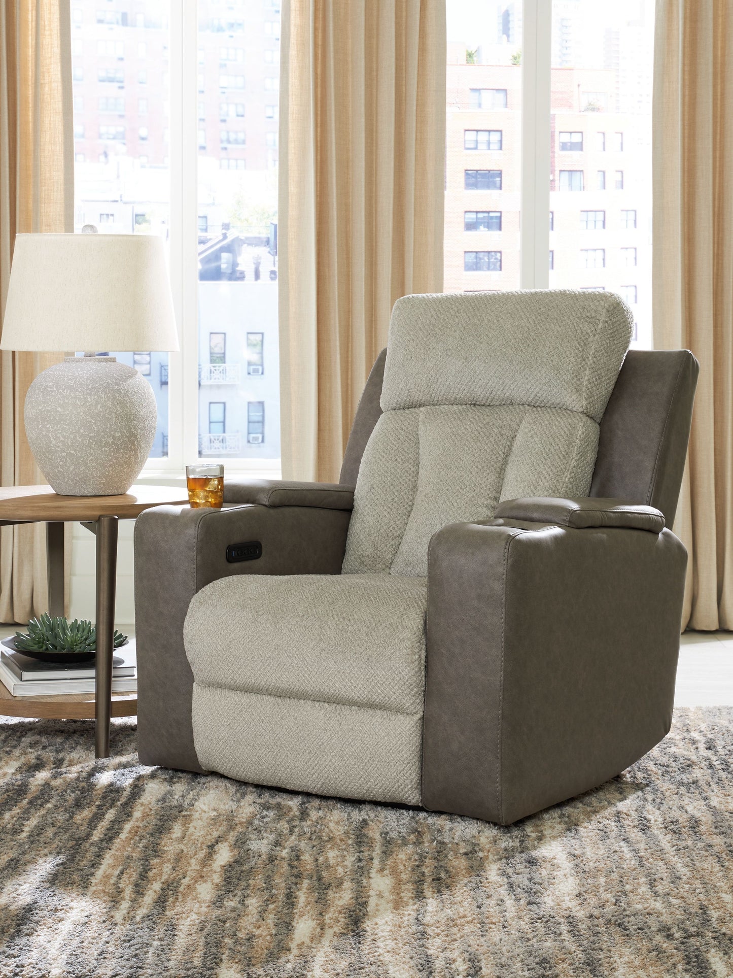 WhipLash - Sisal - Power Recliner With Adj Headrest