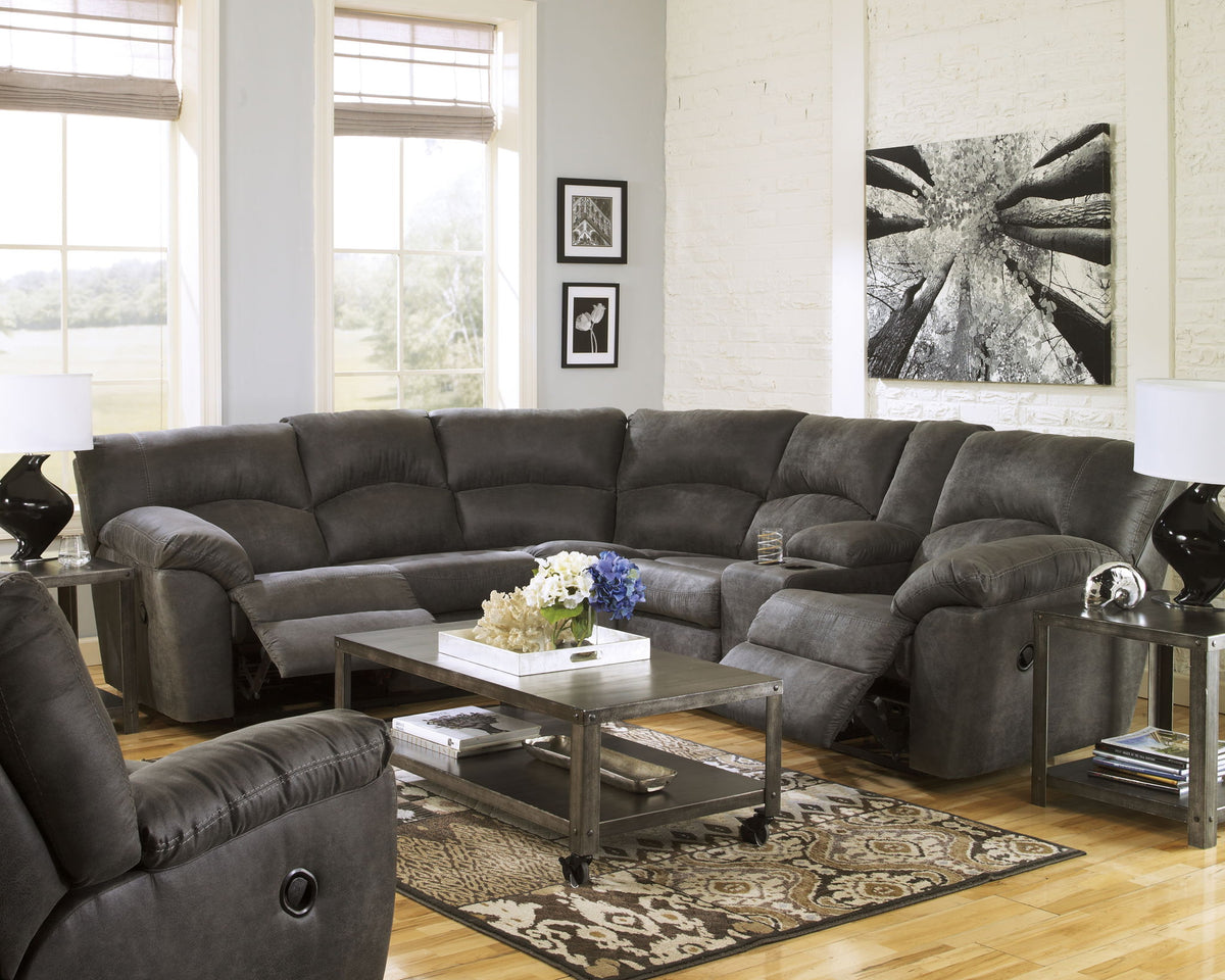 Tambo - 2 Piece Reclining Sectional