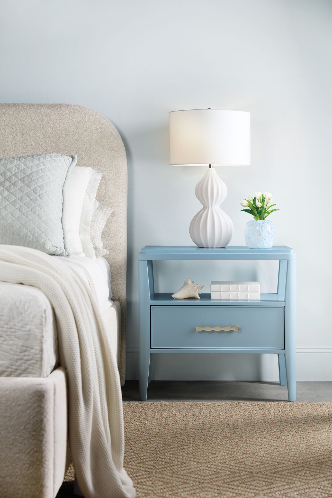 Commerce And Market - Bridget Upholstered Bed