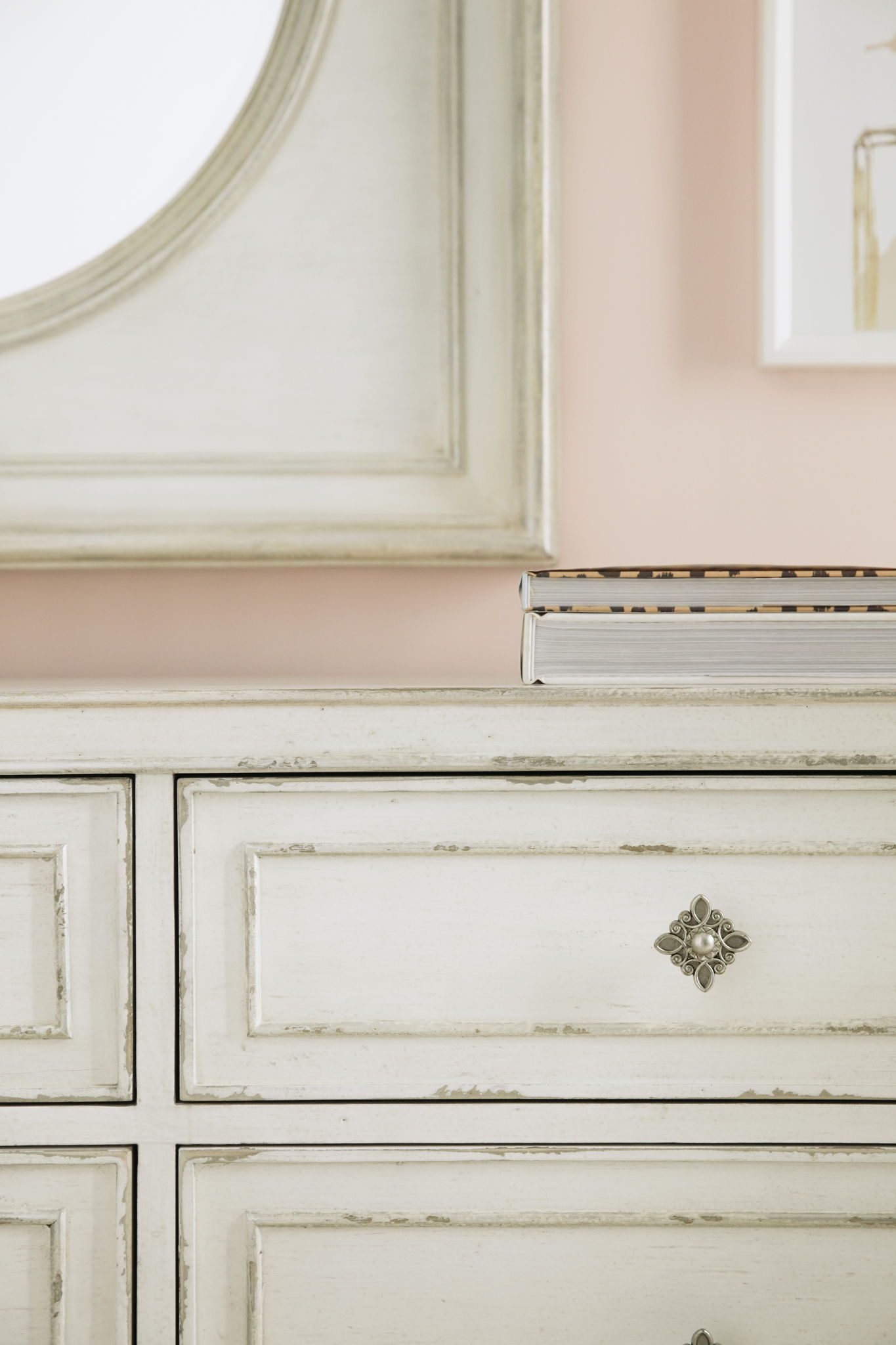 Sanctuary 2 - Anastasie Dresser