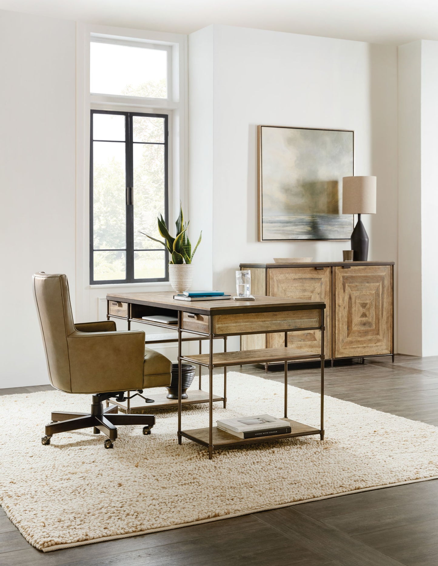 Commerce And Market - Saint Armand Chest